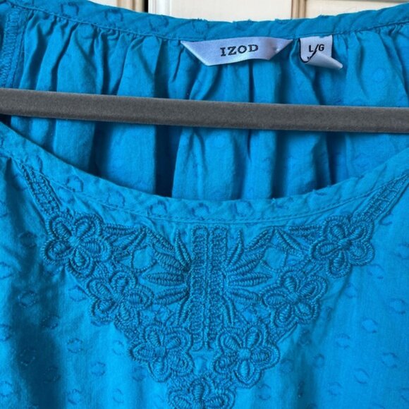 Izod beautiful blue top size Large. - Picture 2 of 4
